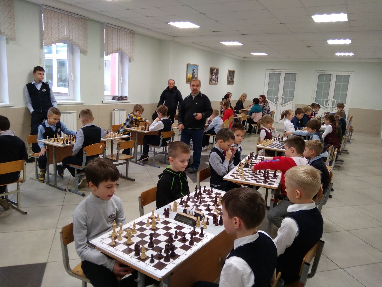 Шахматный турнир в 16 гимназии
