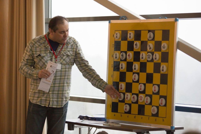 международный мастер по шахматам Владимир Полей